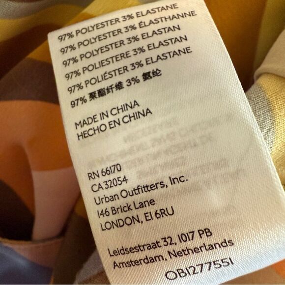 Urban Outfitters retro satin cropped blouse - Picture 5 of 7